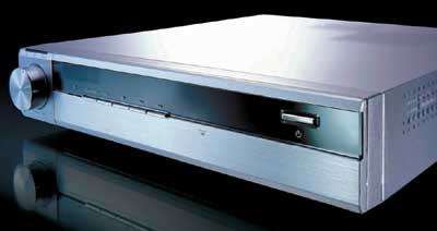 ASUS DiGiMatrix — оригинальный гибрид цифрового медиацентра и ПК, с помощью которого можно просматривать телепрограммы, DVD-видео и цифровые фотографии с различных носителей, слушать радиопередачи, аудиодиски и звуковые файлы сжатых форматов — и все это без загрузки операционной системы