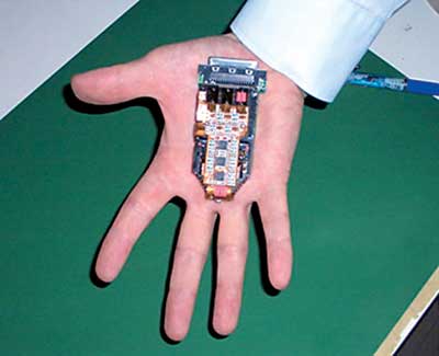 Прототип привода для чтения носителей Info-MICA