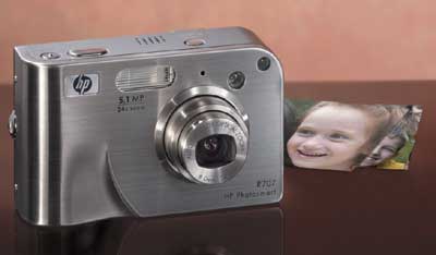 R707 — первенец новой линейки цифровых фотоаппаратов НР
