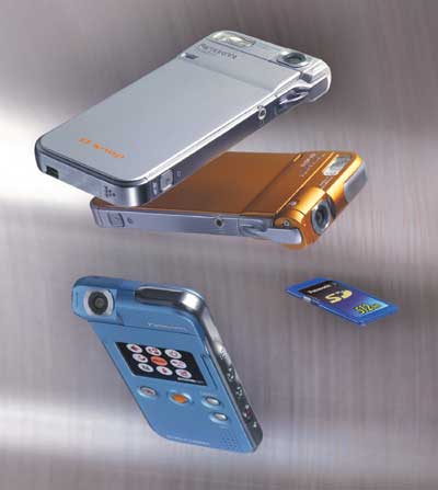 Panasonic D-Snap SV-AS10GC-S — настоящий карманный медиакомбайн