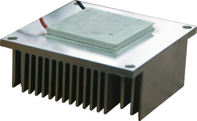 Рис. 4. Термоэлектрический модуль Пельтье кондиционера PC AirCon PAC 400