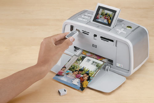  HP Photosmart 475 — струйный фотопринтер формата 13Ѕ18 см, оснащенный встроенным жестким диском и видеовыходом