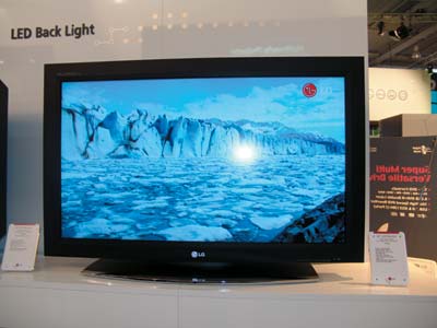 42-дюймовый ЖК-монитор от LG Electronics