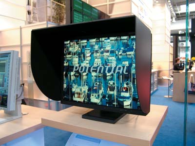 Профессиональный ЖК-монитор NEC SpectraView 2180 со светодиодной подсветкой