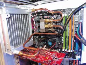 Система жидкостного охлаждения для процессора Cooler Master