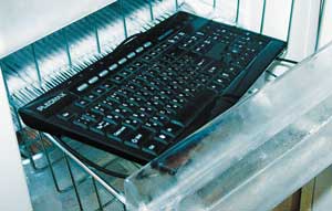 Замораживаем клавиатуры при температуре –18 °С Замораживаем клавиатуры при температуре –18 °С