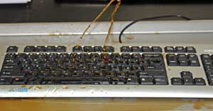 Заливание клавиатур кофеем Заливание клавиатур кофеем