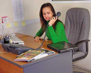 DESTEN CyberBook: спихнуть ноутбук со стола не так-то просто DESTEN CyberBook: спихнуть ноутбук со стола не так-то просто