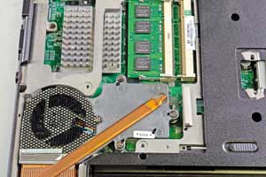 Внутрь DESTEN CyberBook кофе не попал Внутрь DESTEN CyberBook кофе не попал